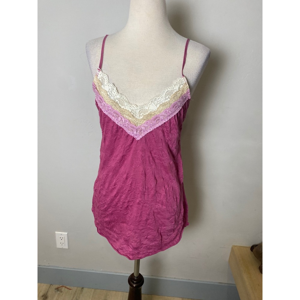 Vintage Xhilaration Magenta Crinkle Lace Trim Camisole Top Pink V-Neck Tank L